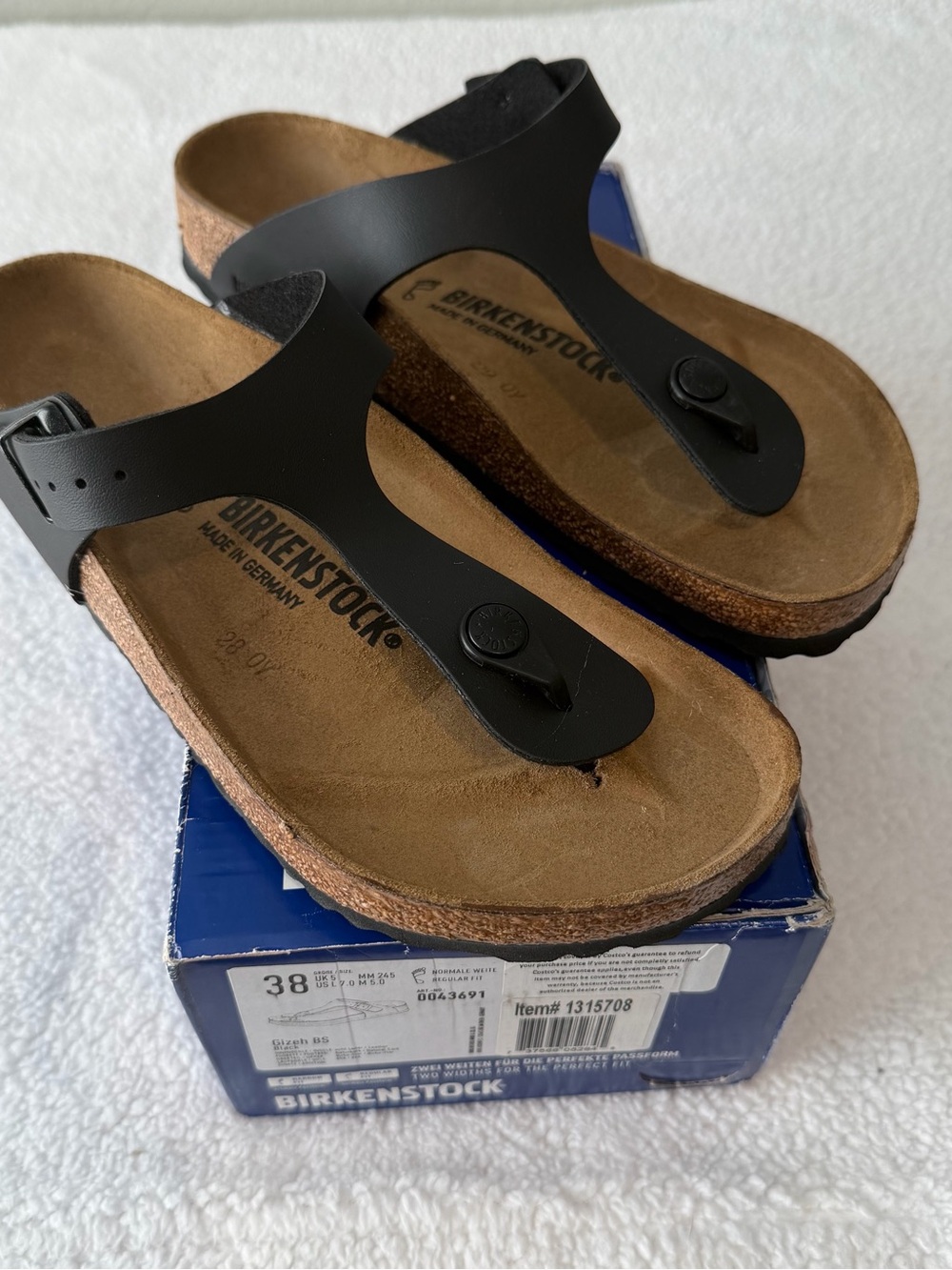 Birkenstock Women’s Gizeh Black Thong Sandals with Cork Footbed